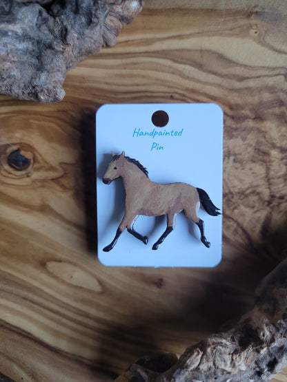 Hand-painted horse shaped wooden pin badge.  Light bay colour