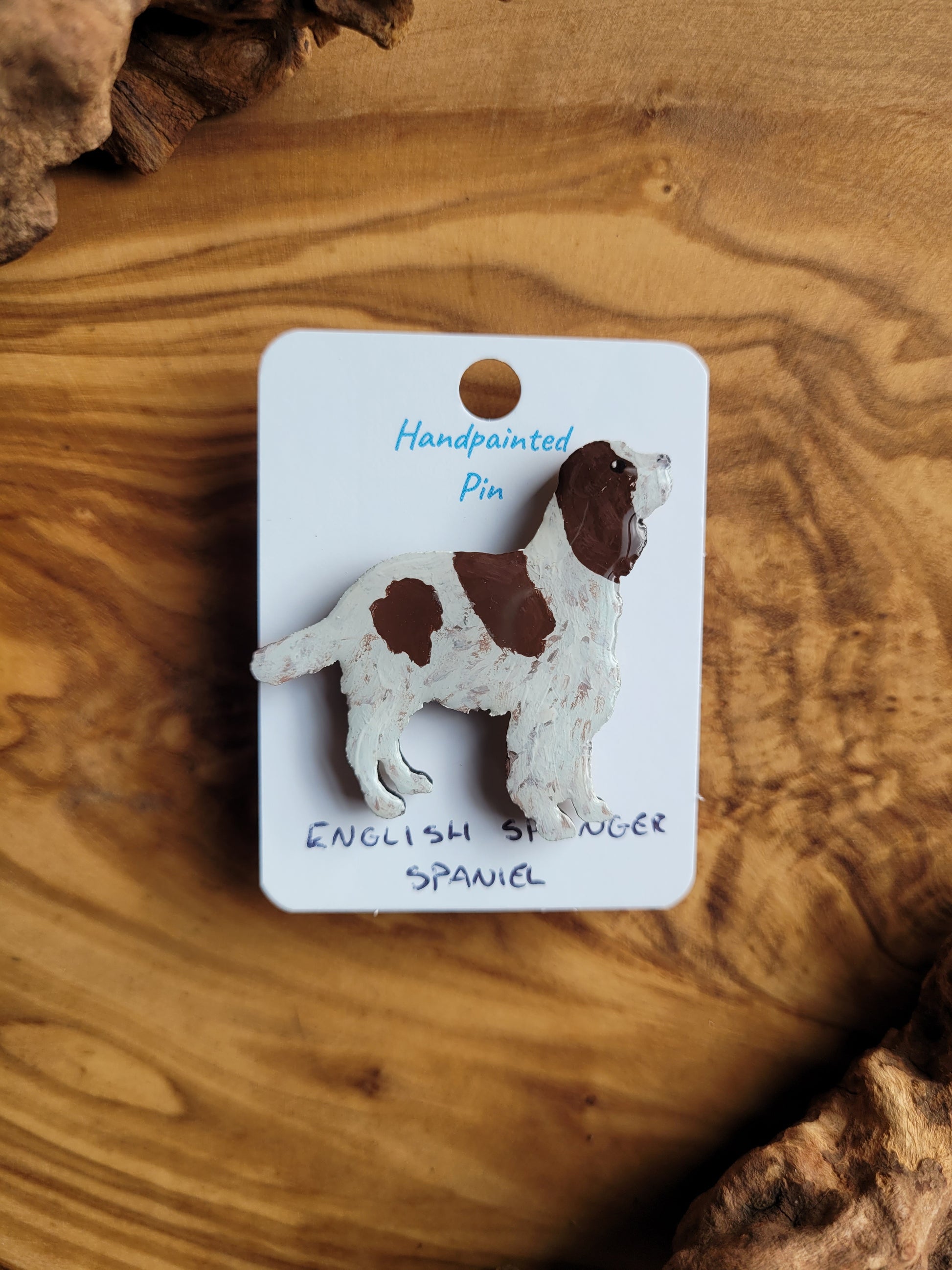 Hand-painted wooden English Springer Spaniel dog pin badge, white and liver speckled spaniel