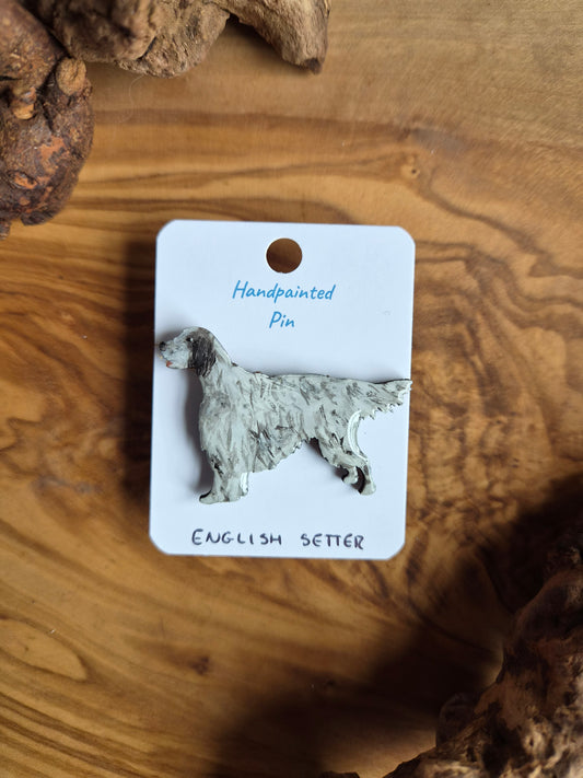 Hand-painted blue belton English Setter shaped dog pin badge, painted onto wood.