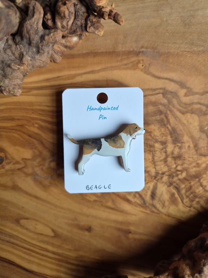 Hand-painted, tri coloured patches Beagle dog pin badge painted on wood