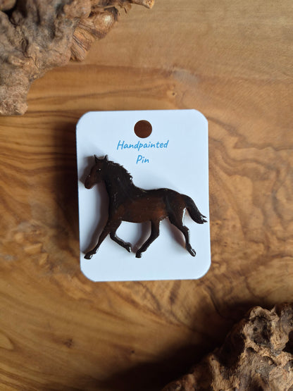 Hand-painted horse shaped wooden pin badge.  dark bay coloured horse