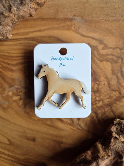 Hand-painted horse shaped wooden pin badge.  light palomino colour